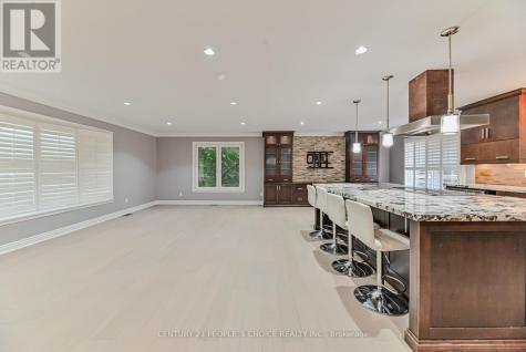8 Glenn Court Caledon ON L7K 0P2