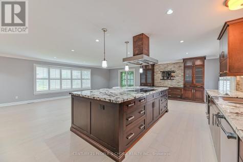 8 Glenn Court Caledon ON L7K 0P2