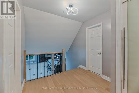 8 Glenn Court Caledon ON L7K 0P2