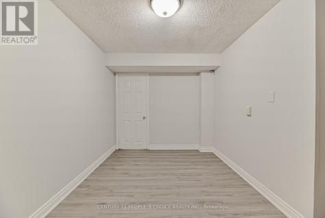 8 Glenn Court Caledon ON L7K 0P2