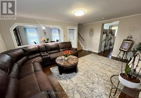 37 Broadway Street Newbury ON N0L 1Z0