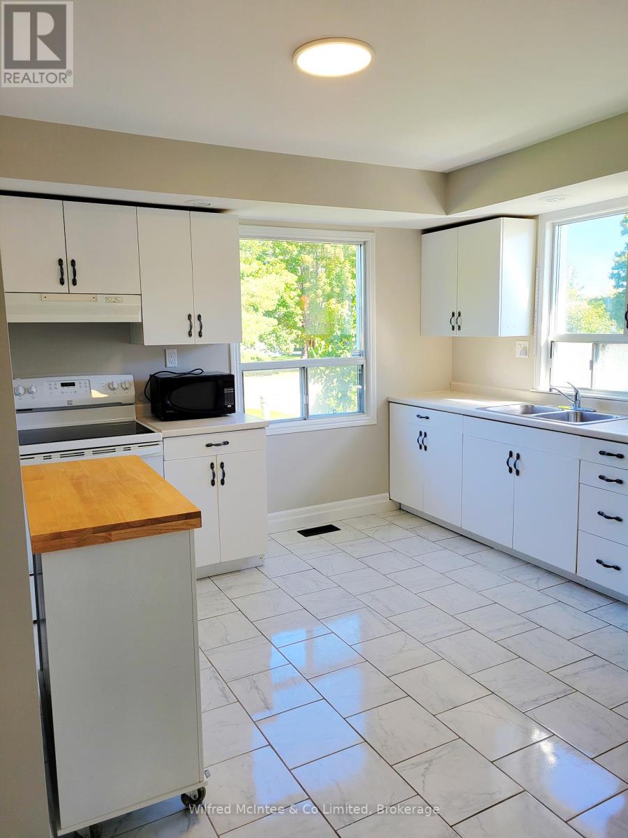 104 Meadows Drive West Grey ON N4N 3B8