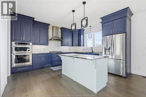 518 Veneto Street Lakeshore ON N8L 0K4