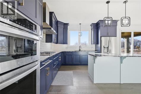 518 Veneto Street Lakeshore ON N8L 0K4