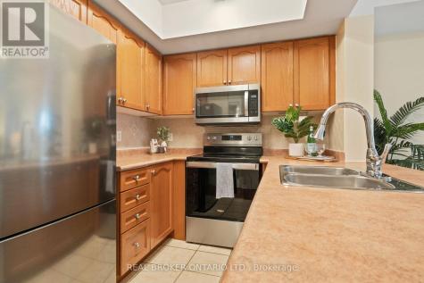 3047 Finch Avenue West Toronto (humbermede) ON M9M 0A5