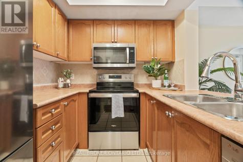 3047 Finch Avenue West Toronto (humbermede) ON M9M 0A5