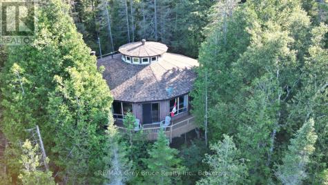 8 Carter Road Northern Bruce Peninsula ON N0H 1W0