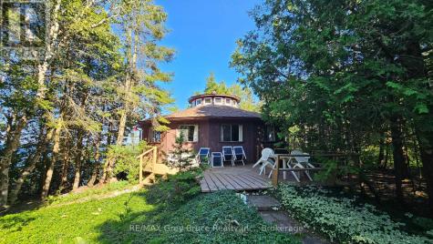 8 Carter Road Northern Bruce Peninsula ON N0H 1W0