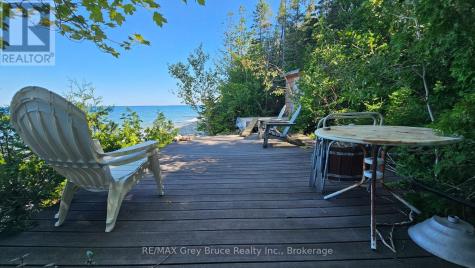 8 Carter Road Northern Bruce Peninsula ON N0H 1W0