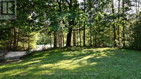 8 Carter Road Northern Bruce Peninsula ON N0H 1W0