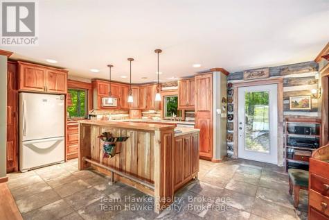 968 Sumac Lane Midland ON L4R 4P4