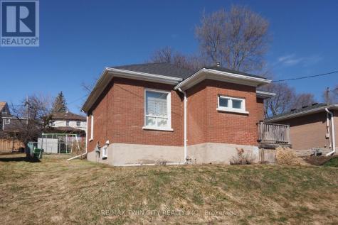 19 Paisley Heights Cambridge ON N1R 1B4