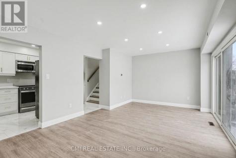 125 Sekura Crescent Cambridge ON N1R 8B4