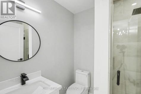 125 Sekura Crescent Cambridge ON N1R 8B4