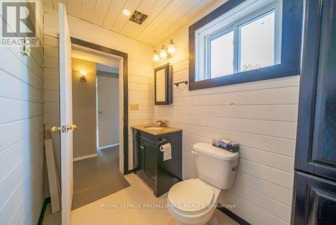 12275 Highway 41 Addington Highlands (addington Highlands) ON K0H 2G0