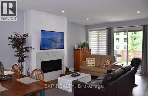207 Essex Street Sarnia ON N7T 0C2