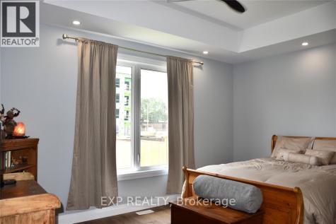 207 Essex Street Sarnia ON N7T 0C2