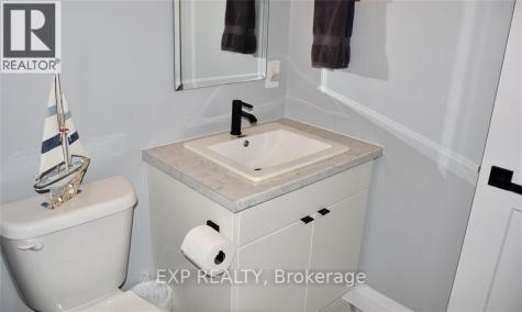207 Essex Street Sarnia ON N7T 0C2