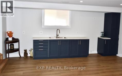 207 Essex Street Sarnia ON N7T 0C2