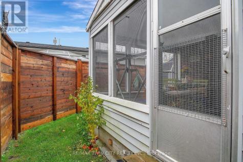 1429 Sheffield Road Hamilton ON N1R 8B2