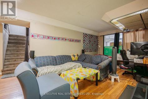 268 Ross Avenue Kitchener ON N2A 1V6
