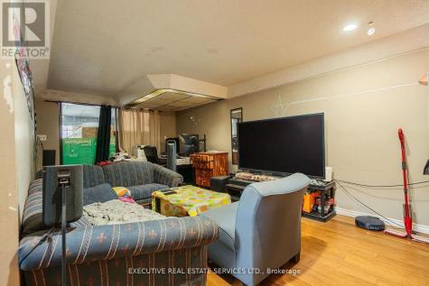 268 Ross Avenue Kitchener ON N2A 1V6