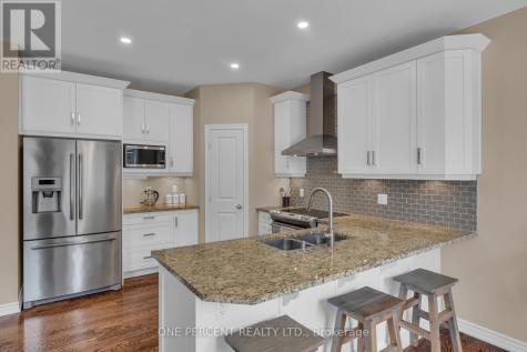 155 Stonewood Drive Beckwith ON K7C 3P2