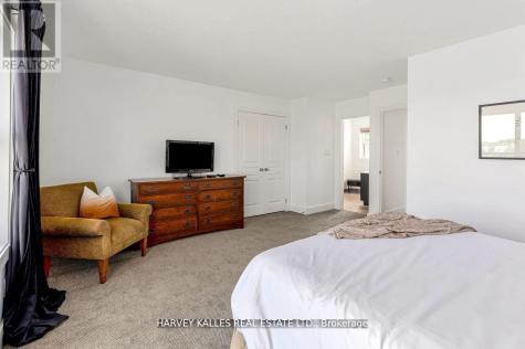 115 Fairway Court Blue Mountains ON L9Y 0P8