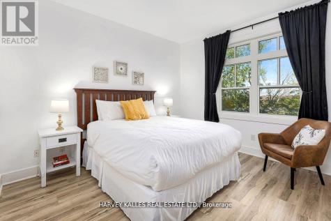 115 Fairway Court Blue Mountains ON L9Y 0P8