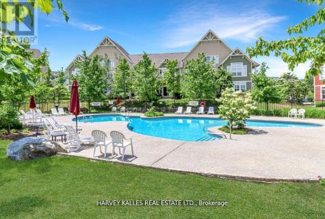 115 Fairway Court Blue Mountains ON L9Y 0P8