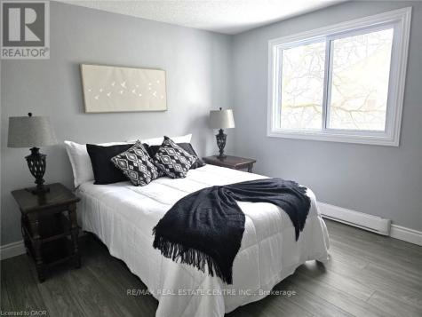565 Greenfield Avenue Kitchener ON N2C 2P3