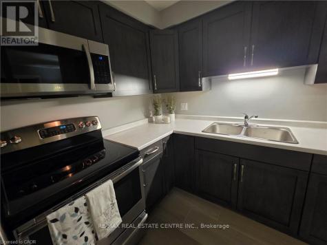 565 Greenfield Avenue Kitchener ON N2C 2P3