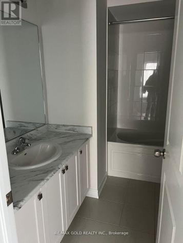 148 Limestone Lane Shelburne ON L9V 3Y3