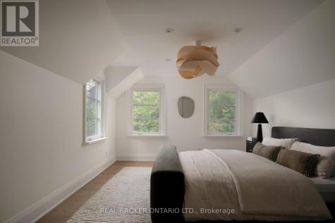 20 Laskay Lane King ON L7B 1K4