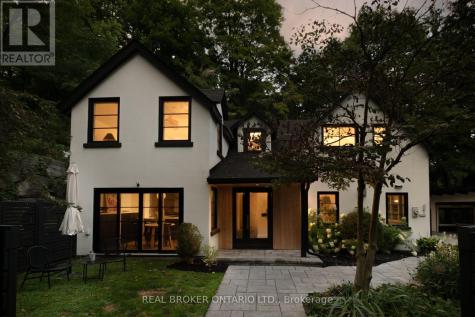 20 Laskay Lane King ON L7B 1K4