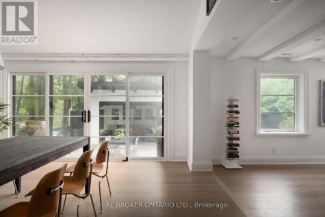 20 Laskay Lane King ON L7B 1K4