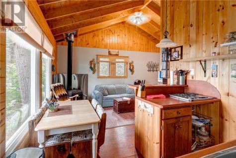 201 Wolseley Bay Road Noelville ON P0M 2N0