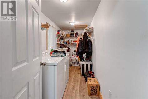 201 Wolseley Bay Road Noelville ON P0M 2N0