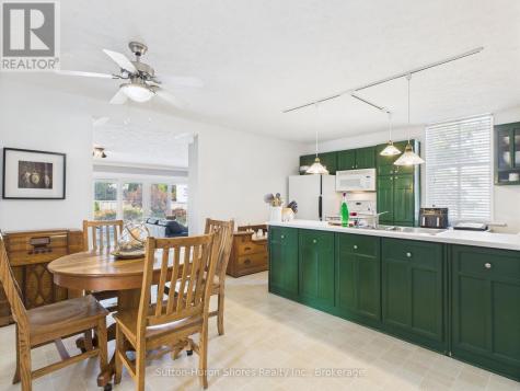 668, 662 Gustavus Street Saugeen Shores ON N0H 2C0