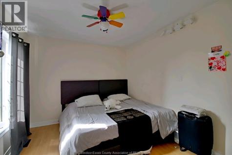 986 Lemonwood Crescent Windsor ON N9G 2E7