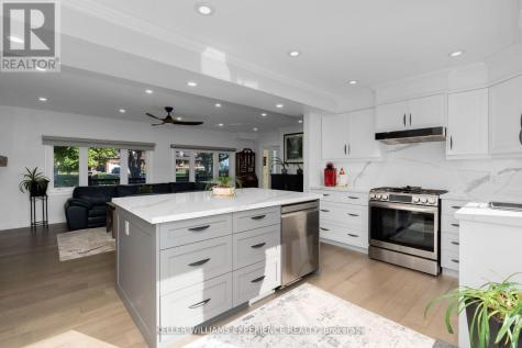 228 Bayshore Road Innisfil (churchill) ON L0L 1K0