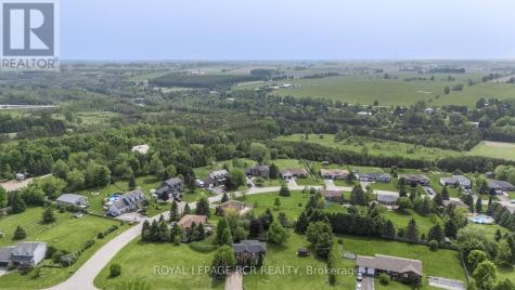 18 Peter Street Amaranth ON L9W 5Z8