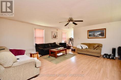 2645 Street Amant Road Severn ON L0K 1S0