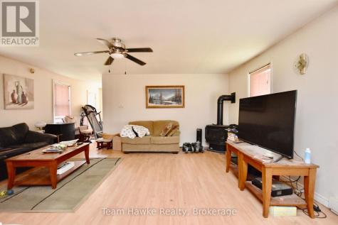 2645 Street Amant Road Severn ON L0K 1S0