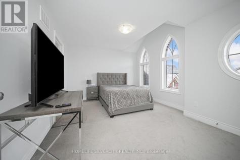 8 Mitchell Crescent Mono ON L9W 6W6