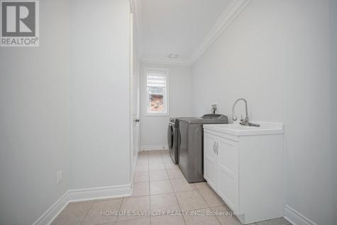 8 Mitchell Crescent Mono ON L9W 6W6