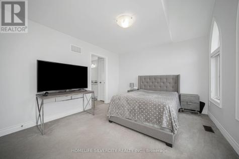 8 Mitchell Crescent Mono ON L9W 6W6