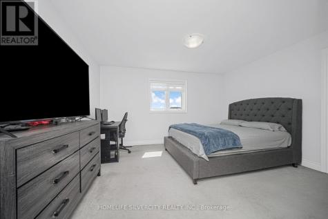 8 Mitchell Crescent Mono ON L9W 6W6