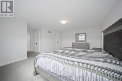 8 Mitchell Crescent Mono ON L9W 6W6