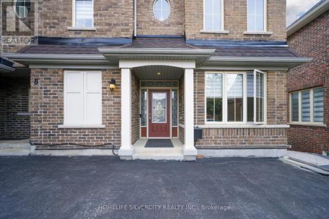 8 Mitchell Crescent Mono ON L9W 6W6